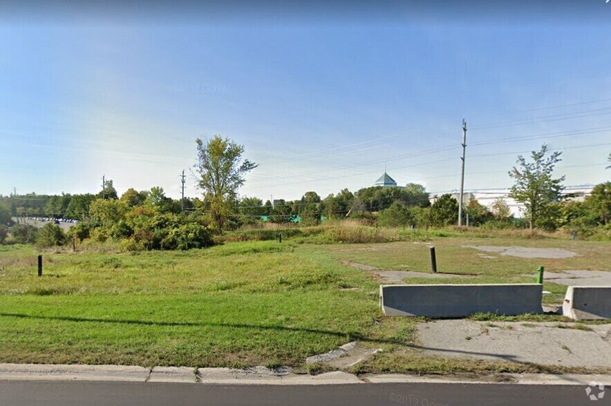 3450 Carling Ave, Ottawa, ON à vendre - Photo principale - Image 1 de 1