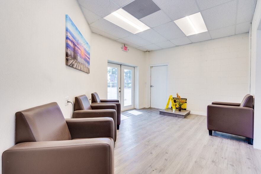 118 Fairview Ave, Daytona Beach, FL for sale - Building Photo - Image 3 of 71