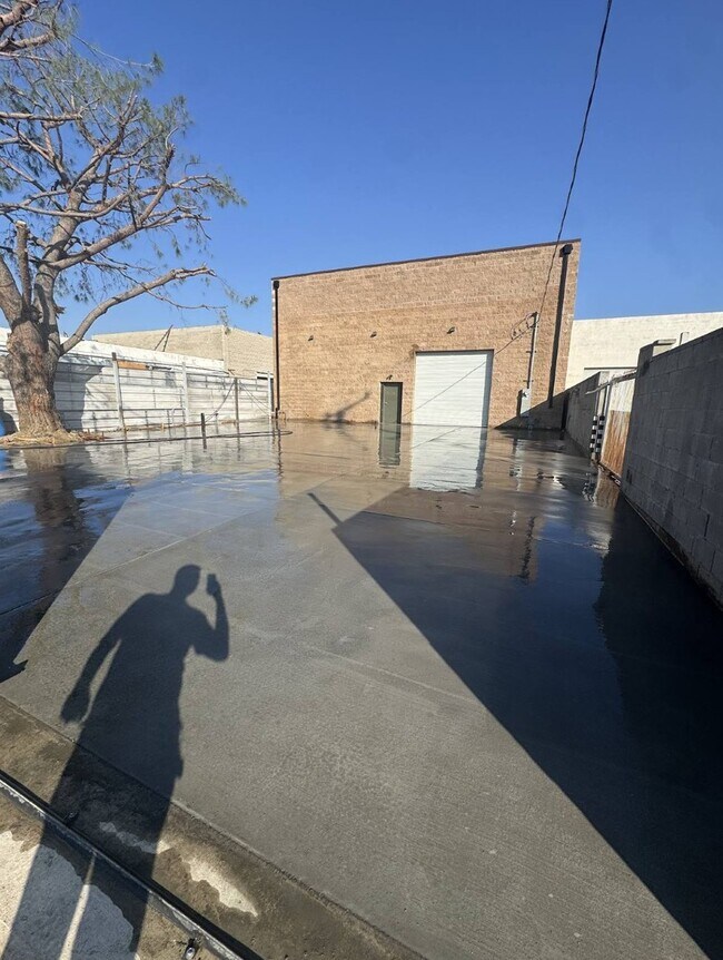 More details for 656 Arroyo St, San Fernando, CA - Industrial for Lease