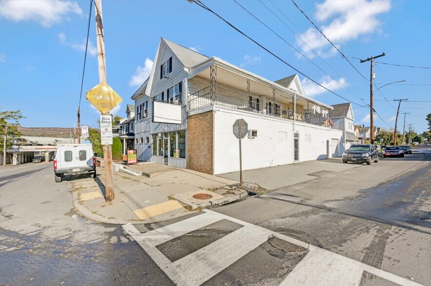 535 Green Ridge St, Scranton, PA à vendre - Photo du bâtiment - Image 3 de 69