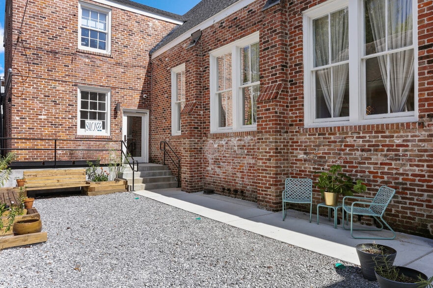 2401 Bienville Ave, New Orleans, LA for lease - Building Photo - Image 2 of 14