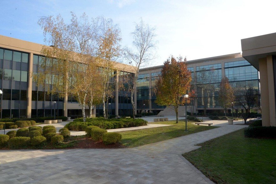 3000 Westchester Ave, Purchase, NY à louer - Photo principale - Image 1 de 6