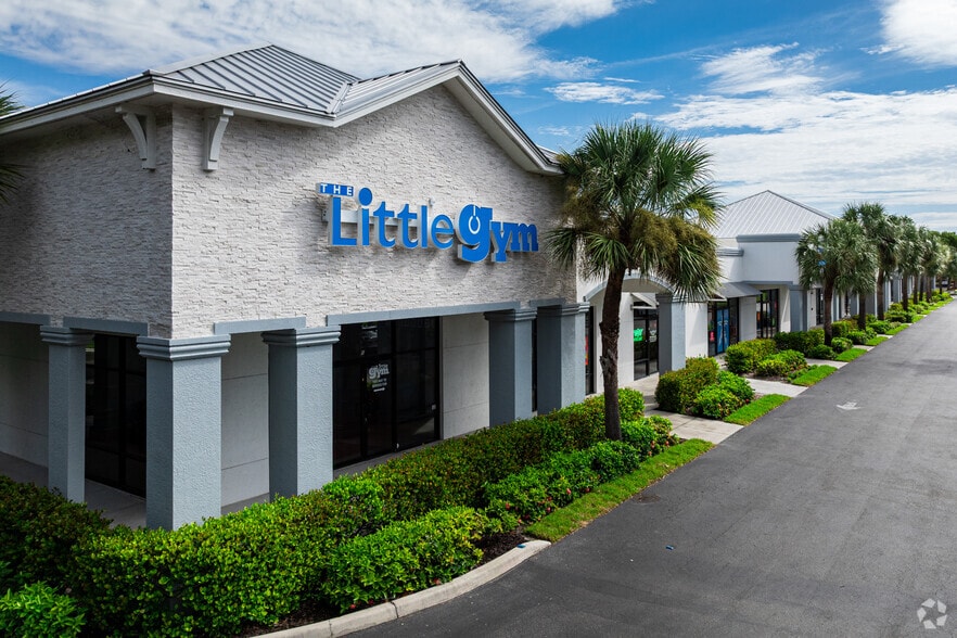 7740-7750 Preserve Ln, Naples, FL for sale - Building Photo - Image 2 of 11
