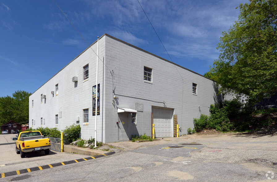 1 Partridge St, Providence, RI à vendre - Photo du bâtiment - Image 1 de 1