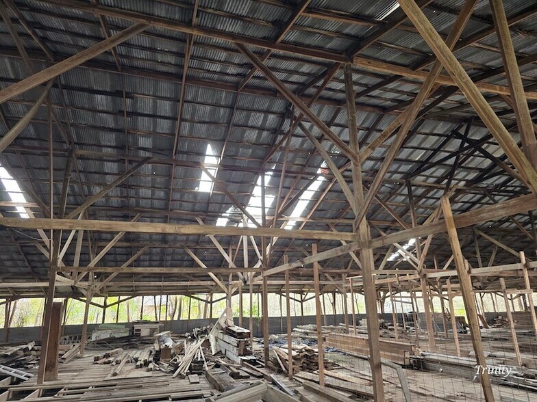 1020 N College St, Gonzales, TX à vendre - Photo principale - Image 1 de 7