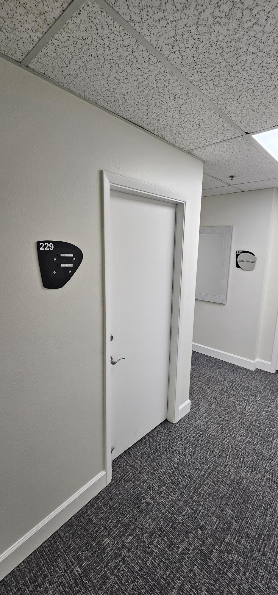 218-384 Wilshire Blvd, Casselberry, FL for lease Interior Photo- Image 1 of 4