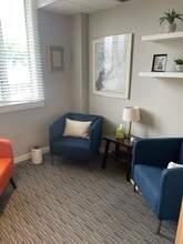 11 River St, Wellesley, MA à louer Photo intérieure- Image 2 de 3