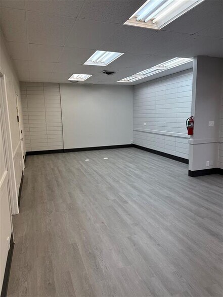 740 Colusa Ave, Yuba City, CA à vendre - Photo du bâtiment - Image 3 de 7