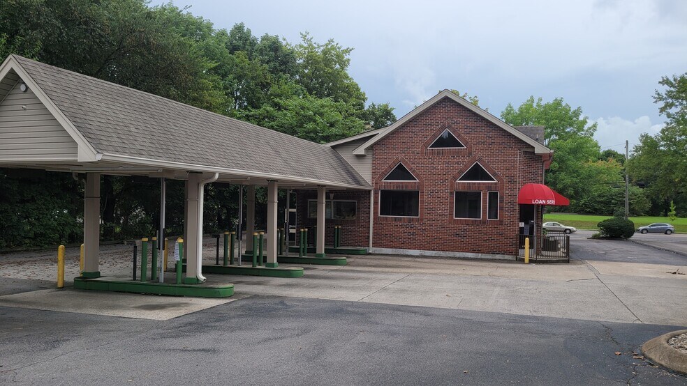 2416 Memorial Blvd, Springfield, TN à vendre - Photo du bâtiment - Image 2 de 7