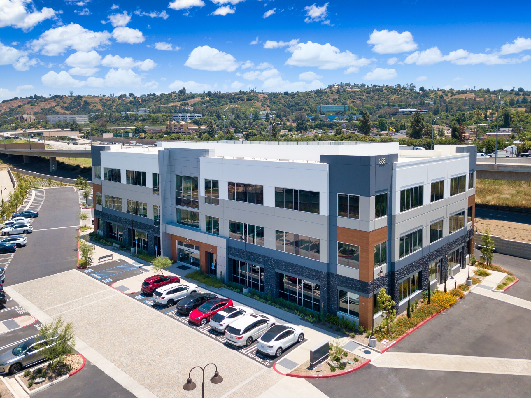 888 S Brea Canyon Rd, Diamond Bar, CA for lease Building Photo- Image 1 of 8
