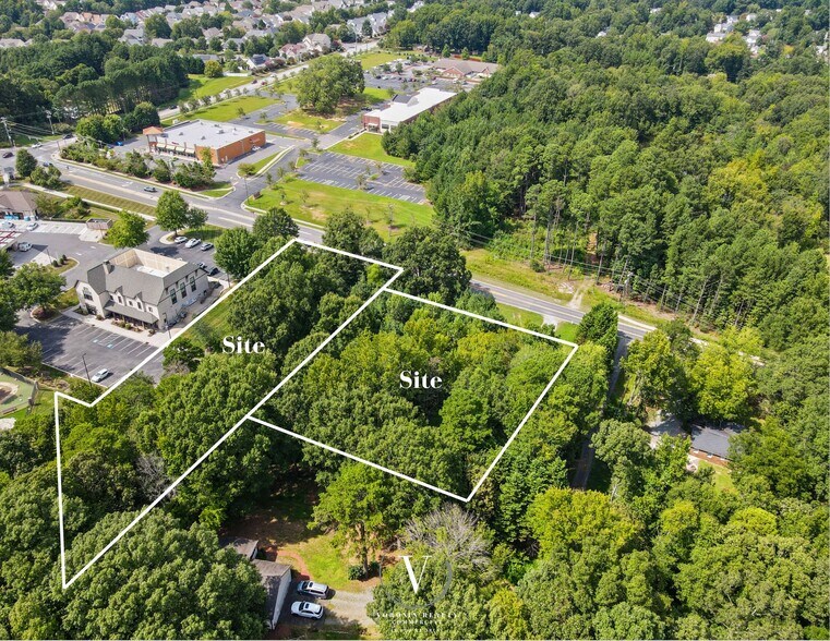 Chestnut Ln, Indian Trail, NC à vendre - Photo principale - Image 1 de 4