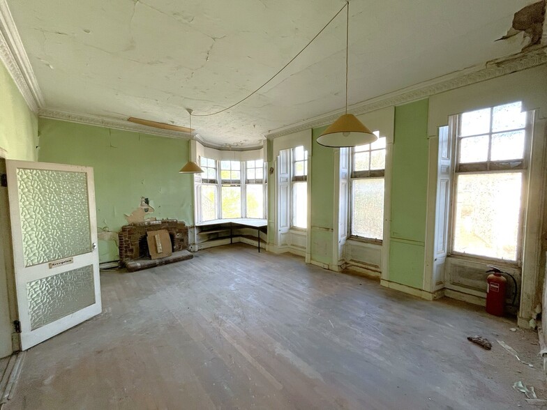92-94 High St, Lockerbie for sale - Building Photo - Image 3 of 9