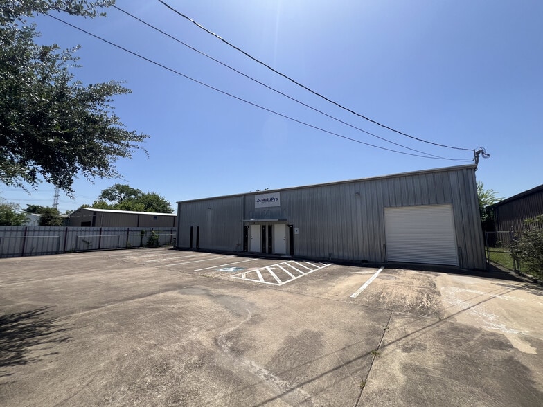 3910 Osage St, Houston, TX for lease - Building Photo - Image 3 of 12