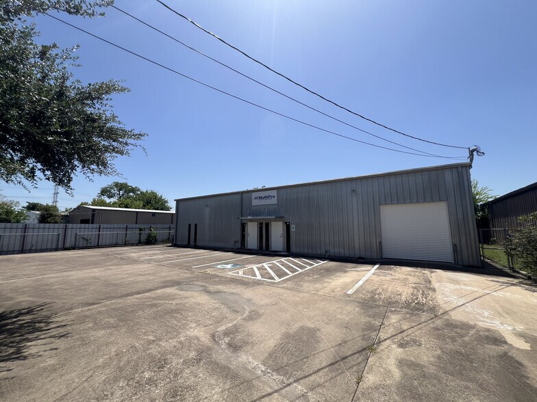 3910 Osage St, Houston, TX à louer - Photo du bâtiment - Image 3 de 12
