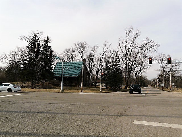 3104 Il-176, Crystal Lake, IL à vendre - Photo principale - Image 3 de 7