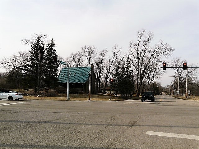 3104 Il-176, Crystal Lake, IL for sale - Primary Photo - Image 1 of 7