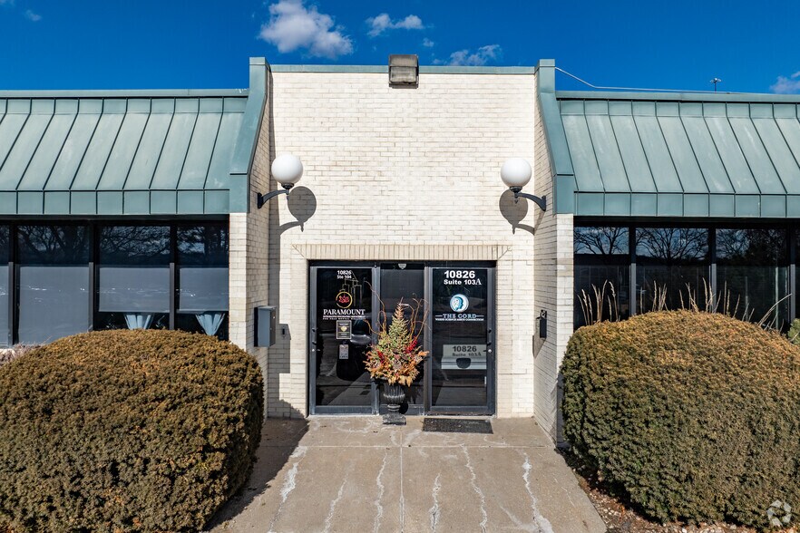 10824 Old Mill Rd, Omaha, NE à louer - Photo du bâtiment - Image 3 de 11