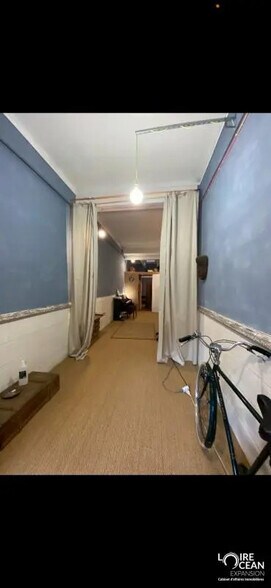 Commerce de détail dans Nantes à louer - Photo du bâtiment - Image 3 de 4