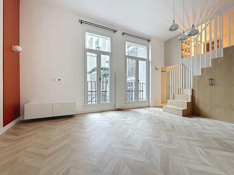 Office in Paris for sale - Building Photo - Image 2 of 26