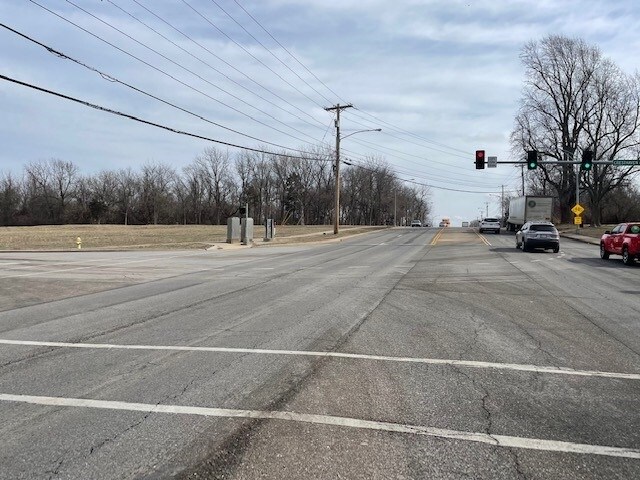 3319 W Kearney St, Springfield, MO à vendre - Photo du bâtiment - Image 2 de 3