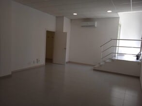 Bureau/Commerce de détail dans Sant Andreu de la Barca, Barcelona à louer Photo intérieure- Image 2 de 13