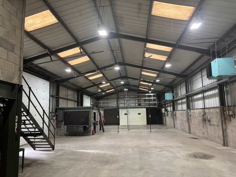 29 Beckery Rd, Glastonbury à vendre - Photo du bâtiment - Image 2 de 4