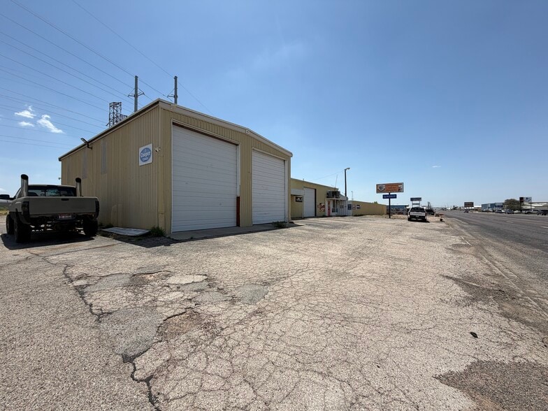 3705 Kermit Hwy, Odessa, TX for sale - Primary Photo - Image 1 of 12