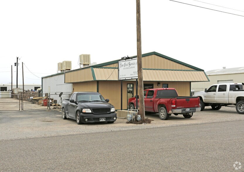 3805 Brazos Ave, Odessa, TX à louer - Photo du bâtiment - Image 2 de 25