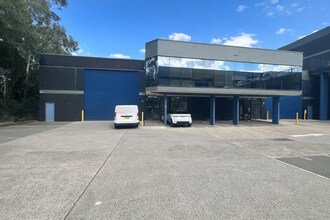 30-32 Artisan Rd, Seven Hills for lease Building Photo- Image 2 of 5