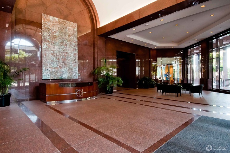 1000 Legion Pl, Orlando, FL à louer - Photo intérieure - Image 2 de 8