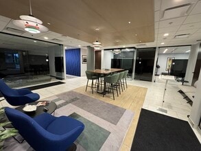 4100 Edison Lakes Pky, Mishawaka, IN à vendre Photo du bâtiment- Image 1 de 12