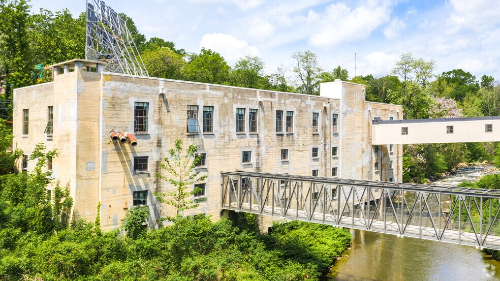 3000 Falls Rd, Baltimore, MD à louer - Photo du bâtiment - Image 3 de 6