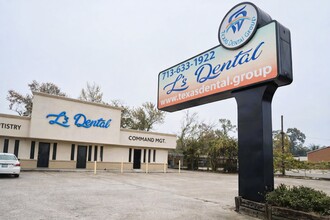 9324 Homestead Rd, Houston, TX for lease Interior Photo- Image 2 of 6