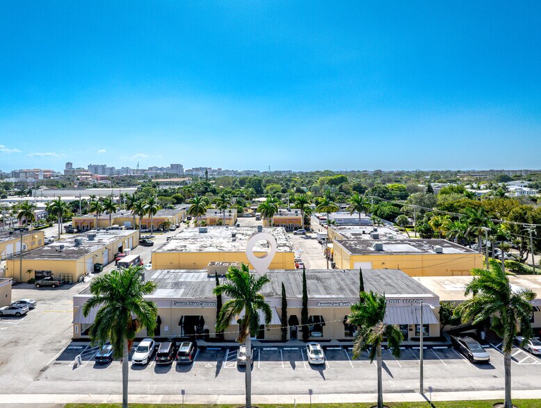182 Glades Rd, Boca Raton, FL à louer - Photo du bâtiment - Image 2 de 25