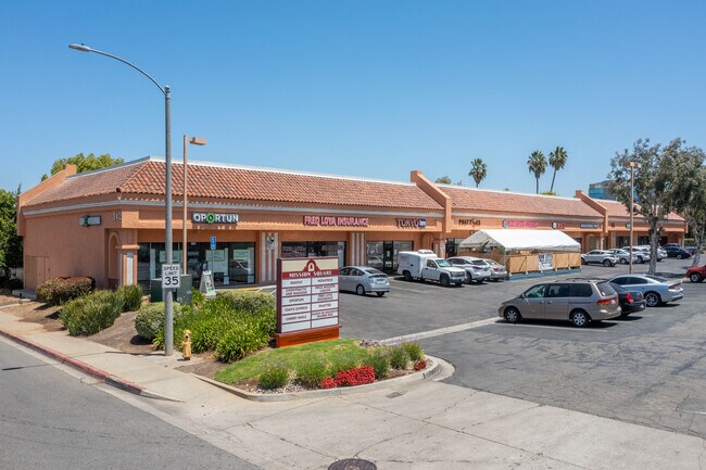 Plus de détails pour Mission Square – Commerce de détail à vendre, Escondido, CA