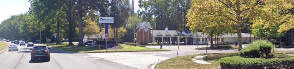 191 US Highway 9, Manalapan Township, NJ à louer - Photo du bâtiment - Image 2 de 11