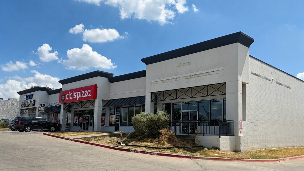 4398 I-30 Hwy, Dallas, TX à louer - Photo du bâtiment - Image 3 de 4