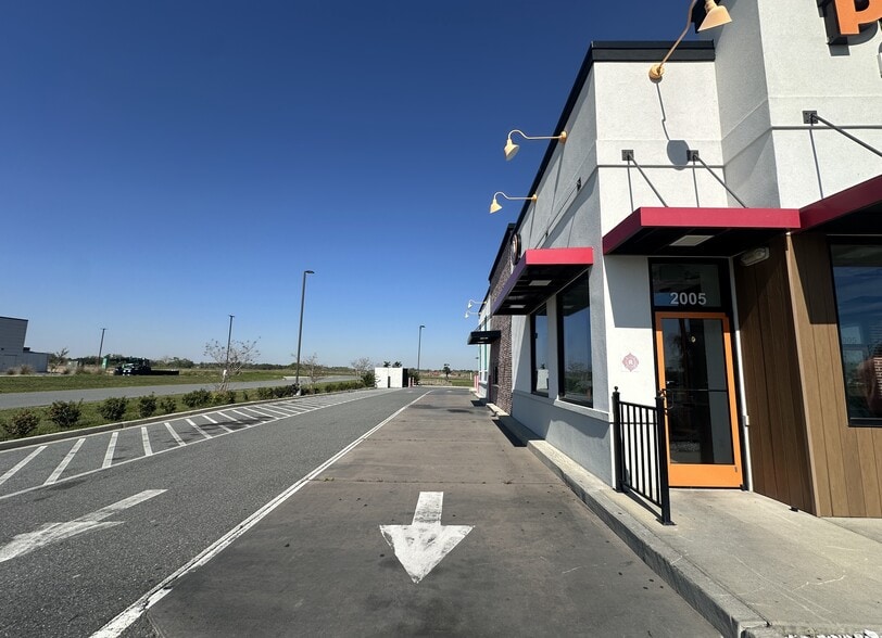 2005 Ohio Ave N, Live Oak, FL for lease - Building Photo - Image 2 of 10