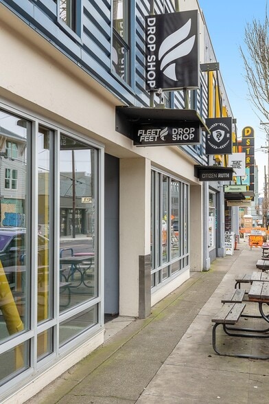 3010-3090 SE Division St, Portland, OR à louer - Photo du bâtiment - Image 3 de 23