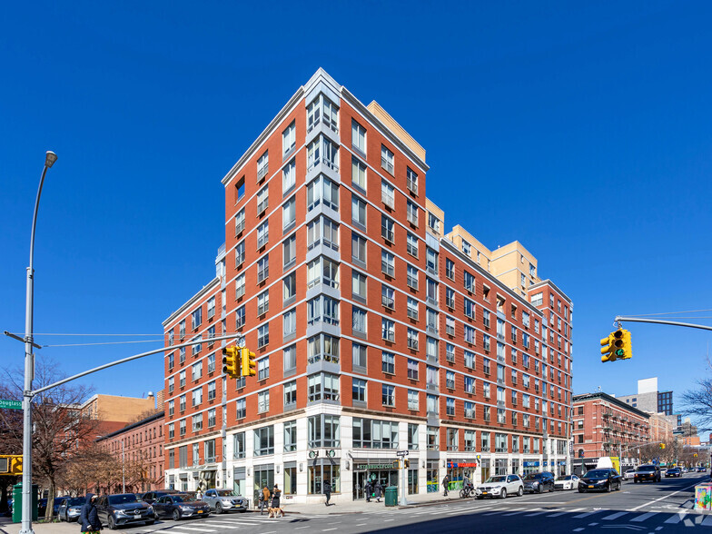 301 W 118th St, New York, NY for sale - Building Photo - Image 1 of 1