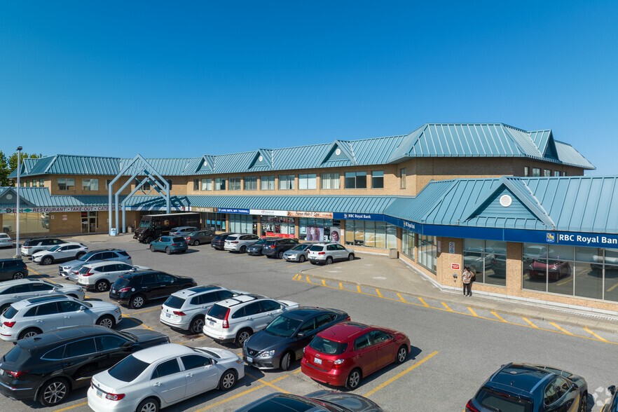 1136 Centre St, Vaughan, ON à louer - Photo du bâtiment - Image 2 de 5
