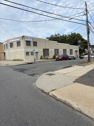 More details for 96 Nassau Rd, Roosevelt, NY - Industrial for Sale