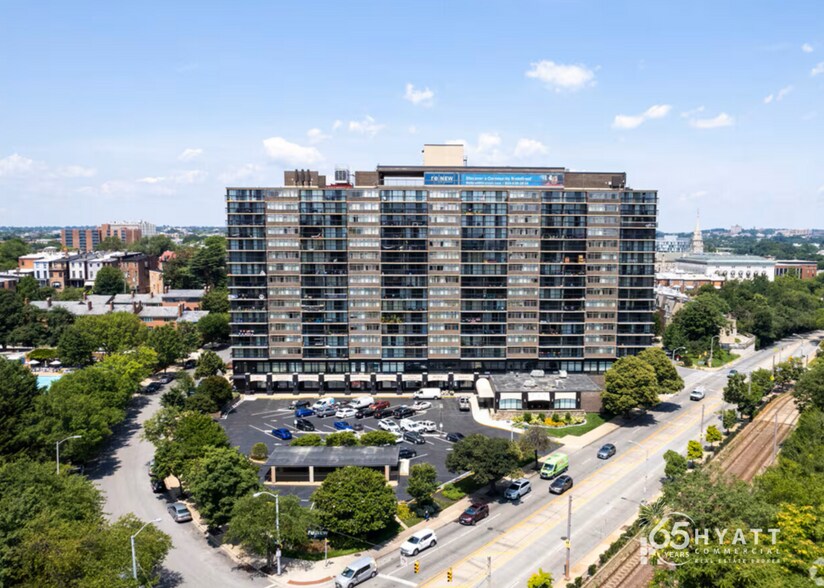 1111 Park Ave, Baltimore, MD à louer - Photo du bâtiment - Image 2 de 5