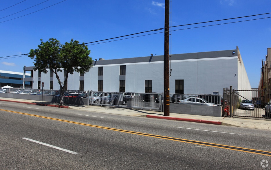 2263 E Vernon Ave, Vernon, CA for lease - Building Photo - Image 2 of 3