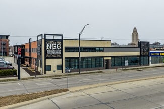 Plus de détails pour 1935 O St, Lincoln, NE - Commerce de détail à louer