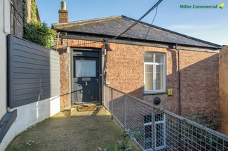 Plus de détails pour 38 High St, Falmouth - Bureau à louer