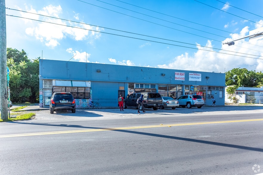4850-4860 NW 2nd Ave, Miami, FL à louer - Photo du bâtiment - Image 2 de 2