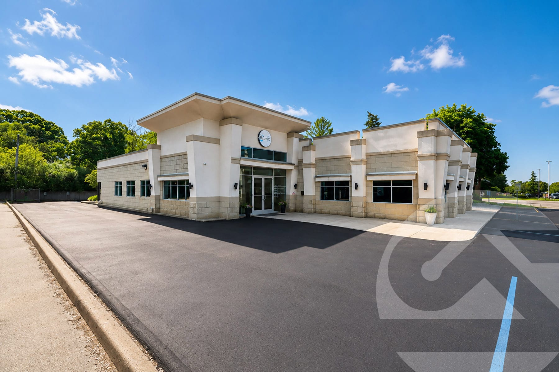 28552 Orchard Lake Rd, Farmington Hills, MI for lease Building Photo- Image 1 of 4