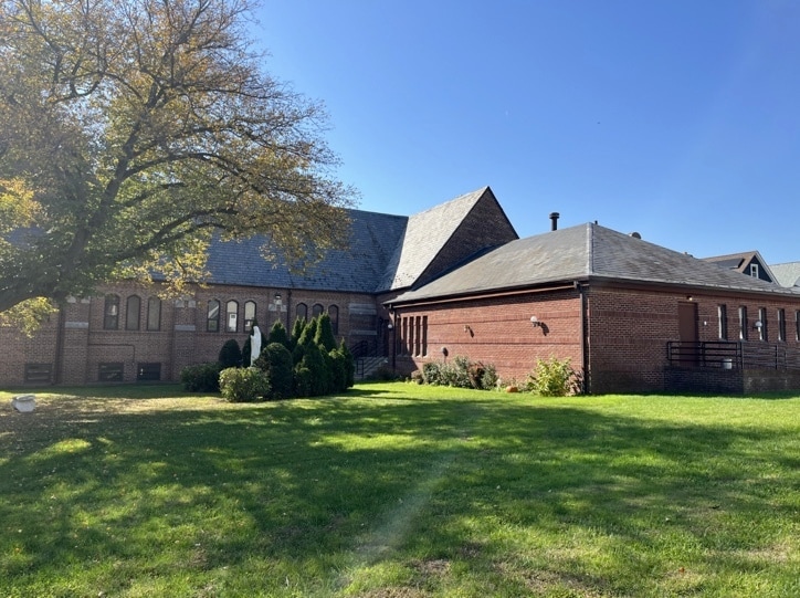 11642 Farmers Blvd, Saint Albans, NY à louer - Photo du bâtiment - Image 2 de 4