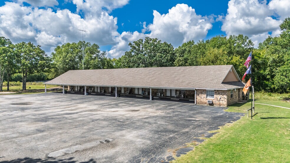 9530 W FM 515, Alba, TX à vendre - Photo du bâtiment - Image 2 de 26